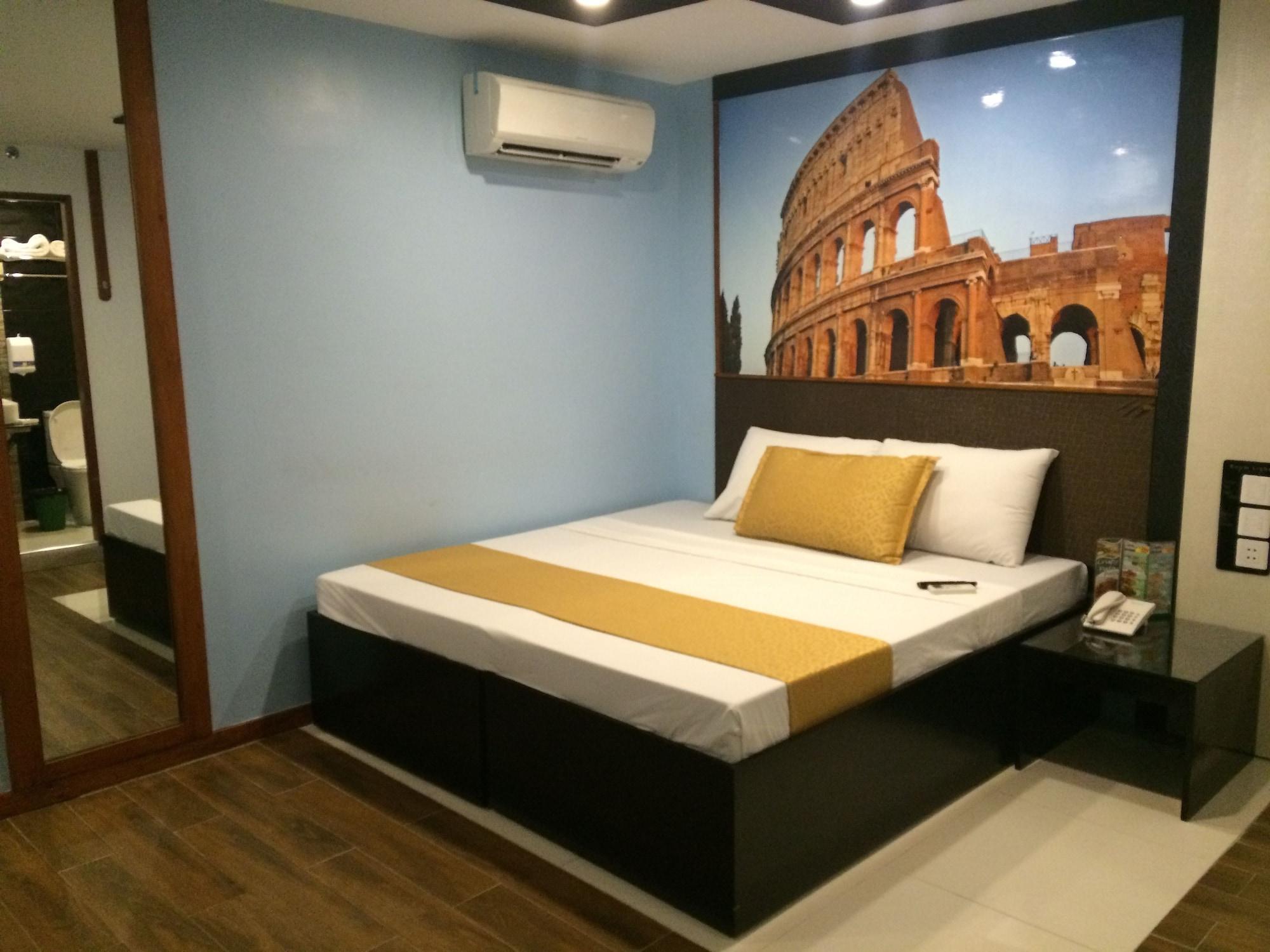 Eurotel Vivaldi Araneta Quezon City Buitenkant foto