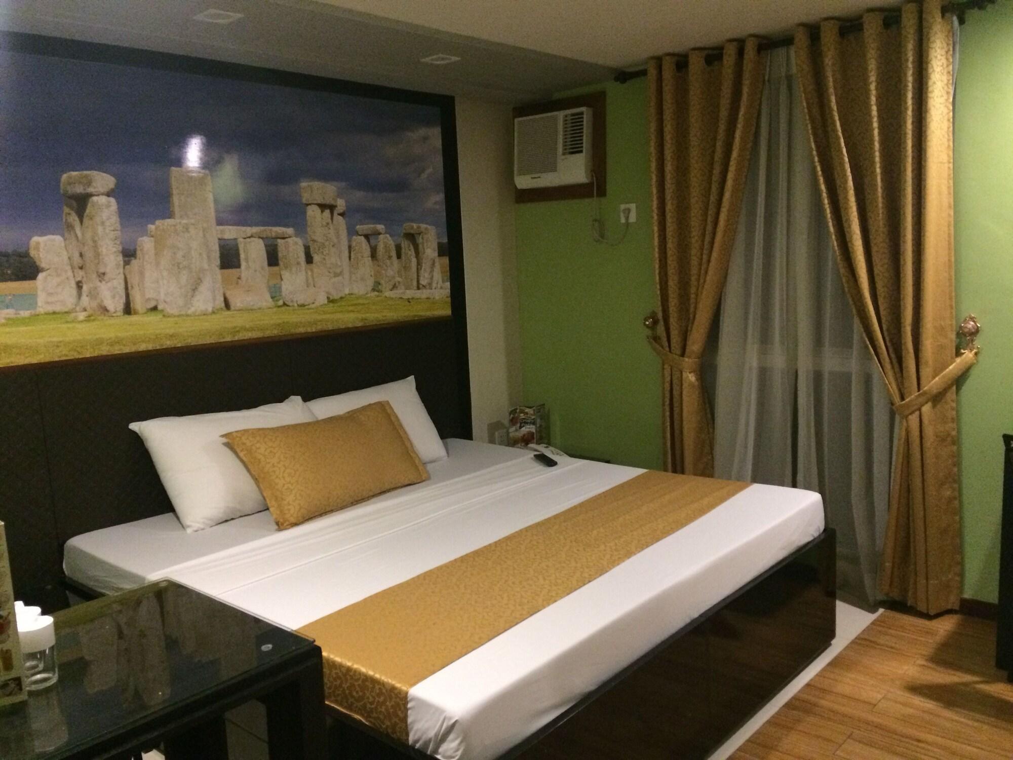 Eurotel Vivaldi Araneta Quezon City Buitenkant foto