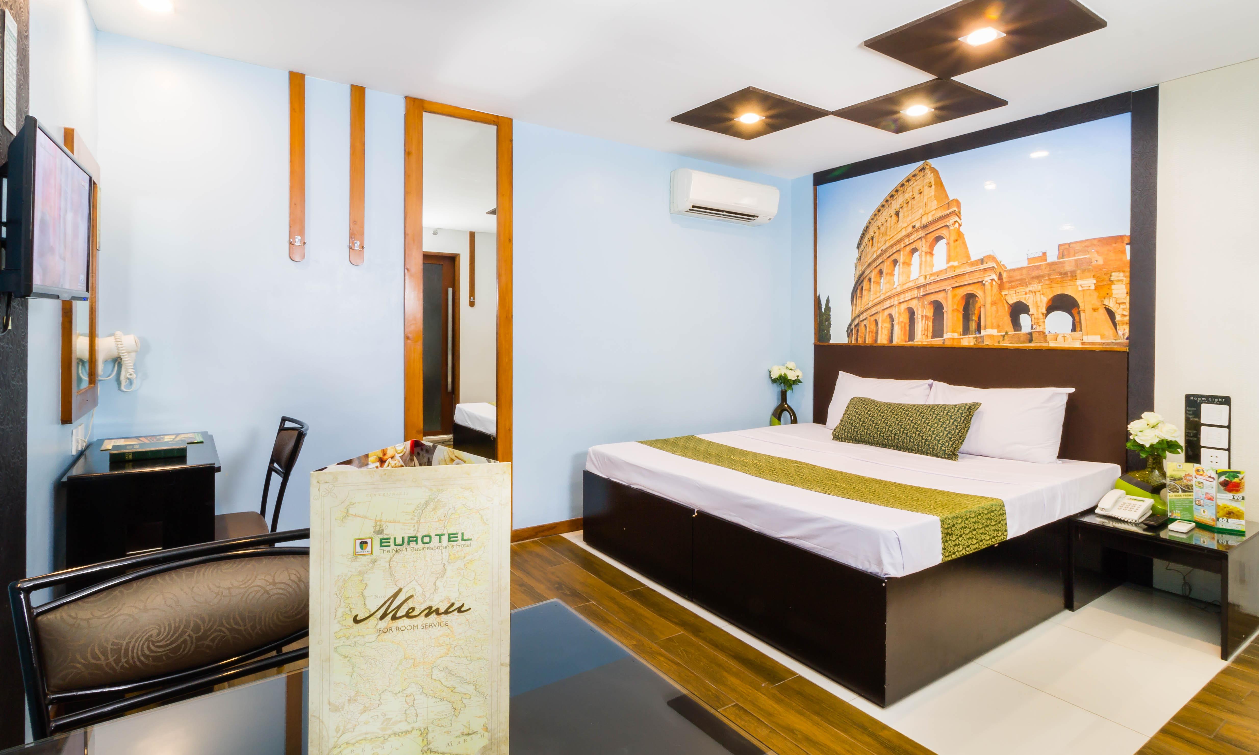Eurotel Vivaldi Araneta Quezon City Buitenkant foto